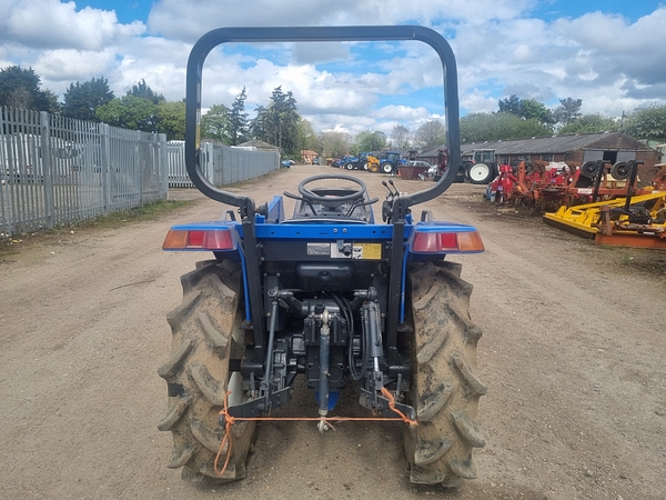 Chris Atkin & Son Ltd - Iseki GEAS 23